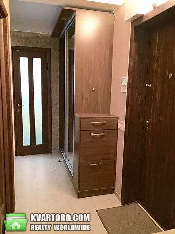 Rent out 2-room apartment. Киев, Русановская набережная — photo 10