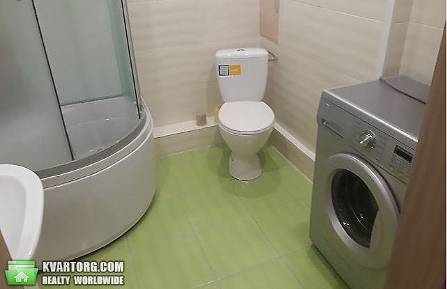 Rent out 2-room apartment. Киев,  Харьковское шоссе — photo 10