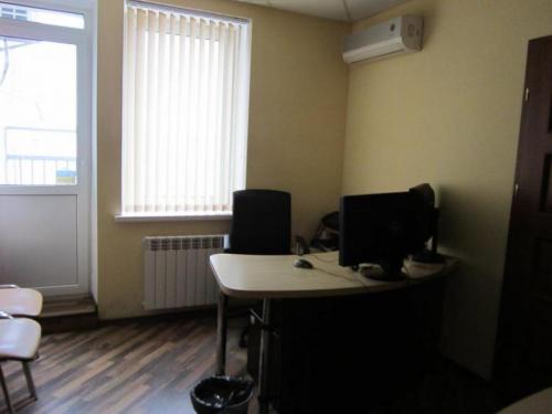 Rent out office. Киев, Бажана Николая просп. — photo 2