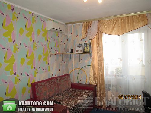 Sell 3-room apartment. Киев, Бажана — photo 1