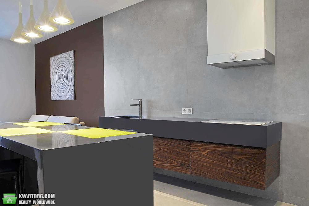 Rent out 2-room apartment. Киев,  Окипной — photo 4