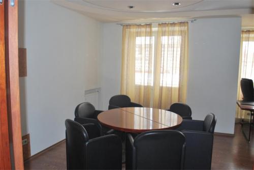 Sell office. Киев, Мельникова — photo 5