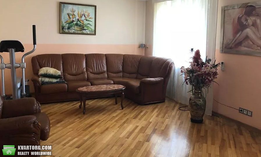 Rent out 3-room apartment. Киев,  Антоновича — photo 4