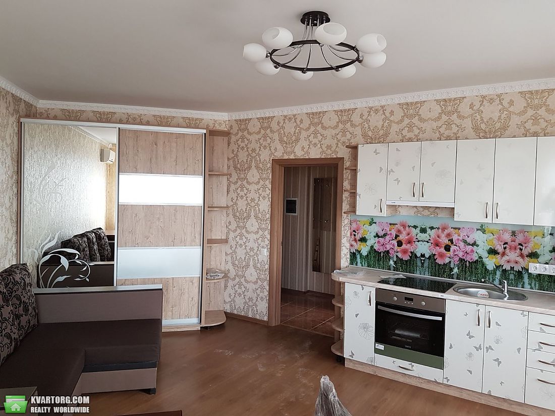 Sell 2-room apartment. Киев,  Ревуцкого — photo 1