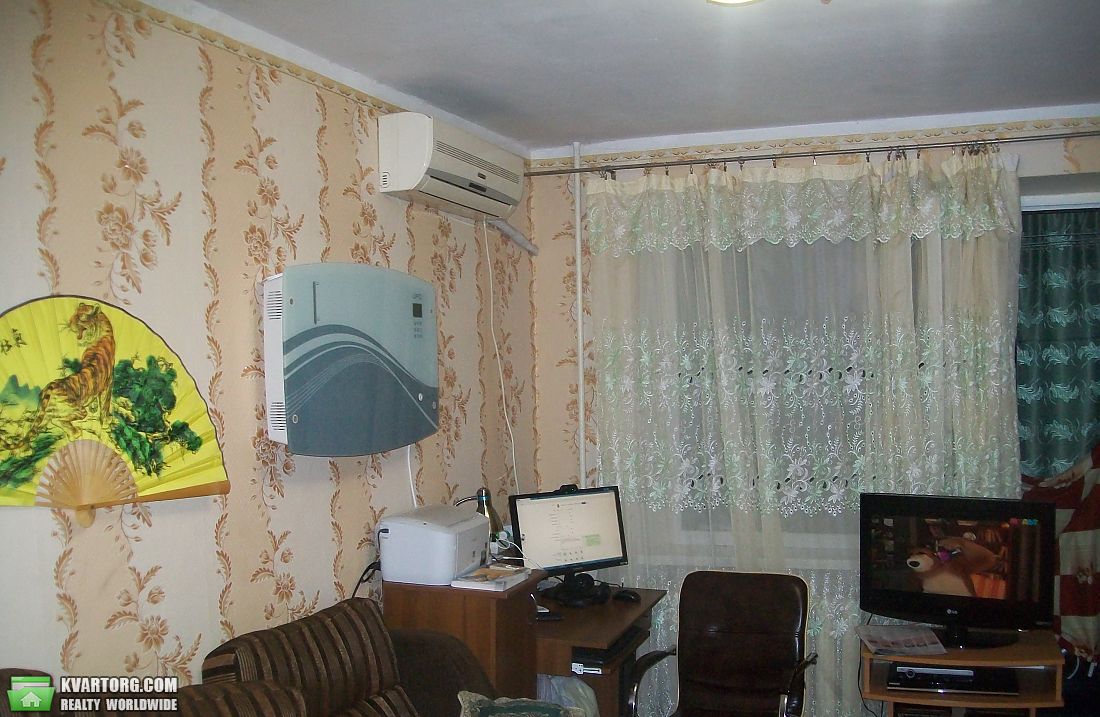 Sell 1-room apartment. Днепропетровск, Гули Королевой — photo 1