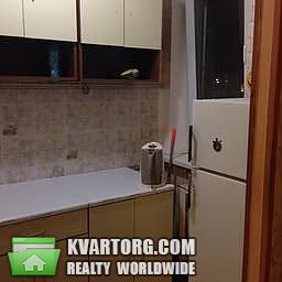 Rent out 1-room apartment. Киев, Зодчих — photo 3