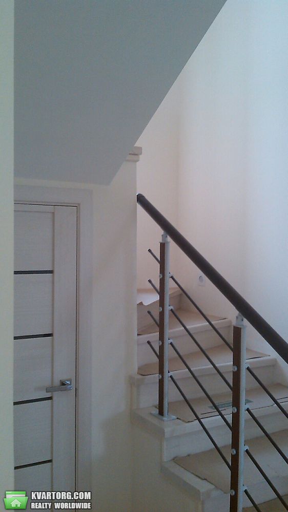 Sell house. Киев,  Садовая Осокорки — photo 3