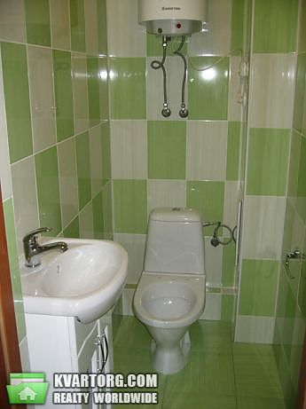 Rent out 2-room apartment. Киев, ломоносова — photo 2