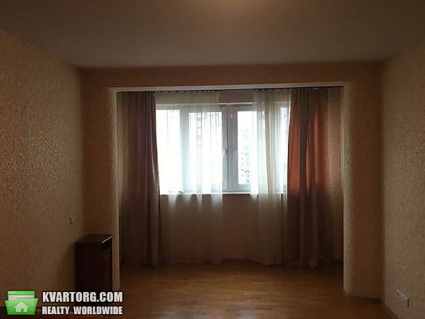 Sell 3-room apartment. Киев,  Тургеневская — photo 2