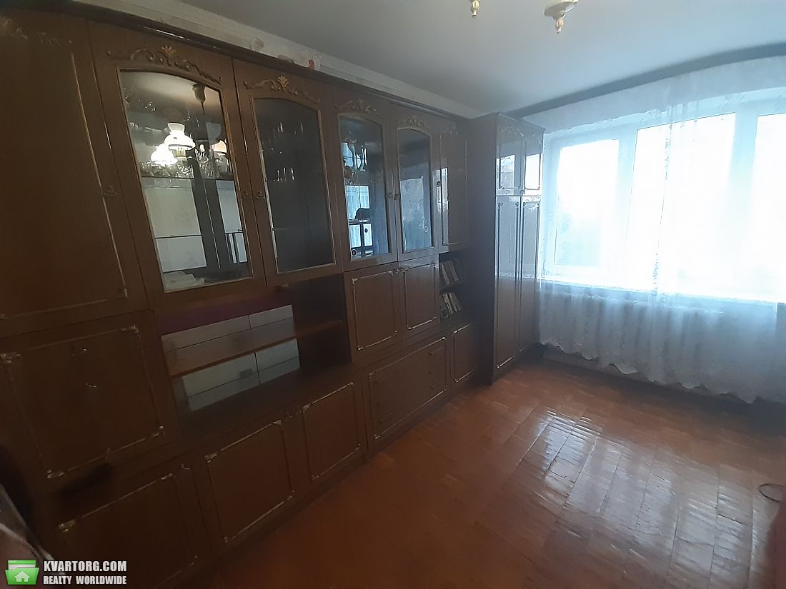 Rent out 1-room apartment. Киев, пр.Свободы — photo 3