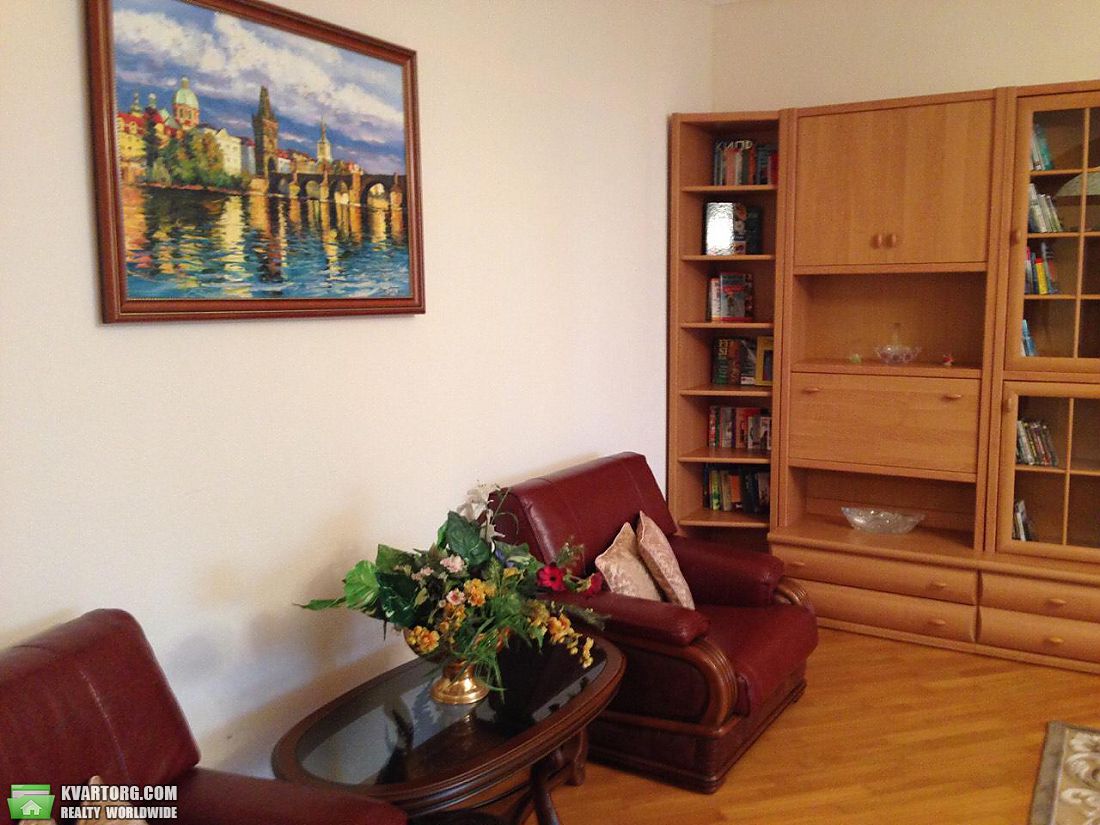 Rent out 4-room apartment. Киев,  Старонаводницкая — photo 4