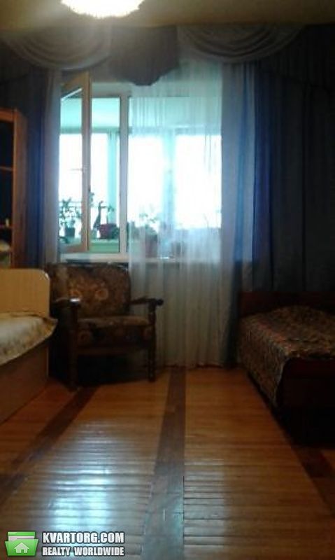 Sell 2-room apartment. Киев,  Каштановая — photo 2