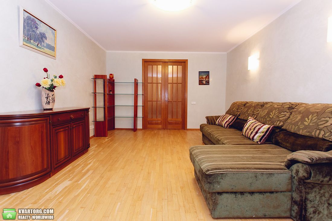 Sell 3-room apartment. Киев,  Клиническая — photo 3