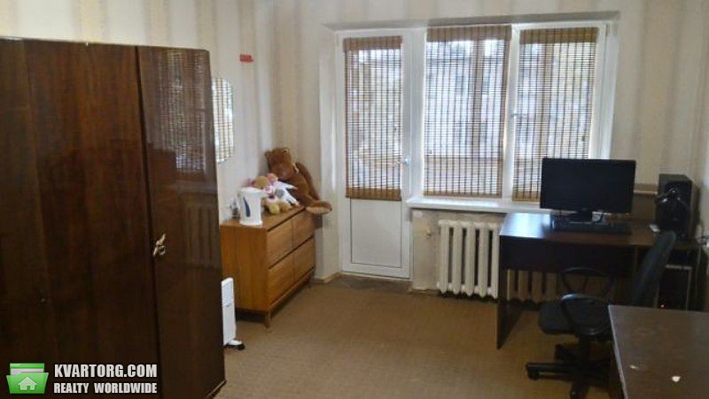 Sell 3-room apartment. Киев,  Братиславская — photo 5