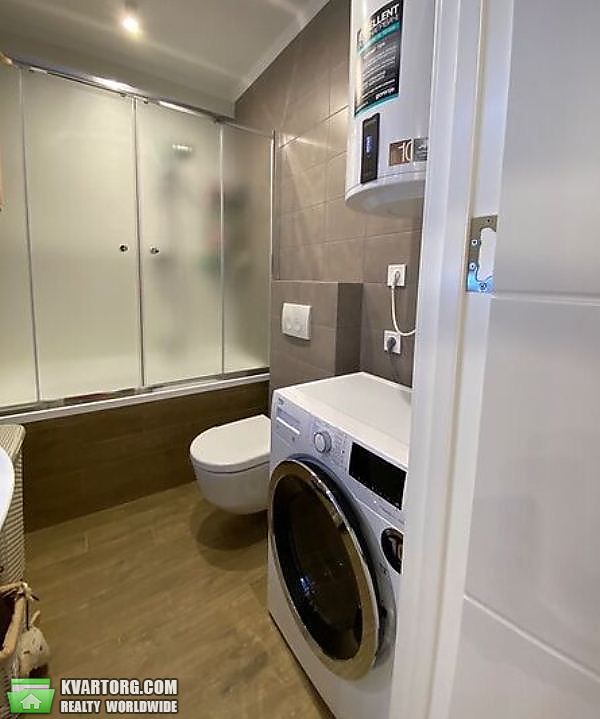 Sell 2-room apartment. Киев,  Салютная — photo 7