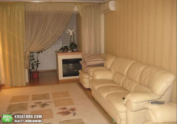 Rent out 3-room apartment. Киев,  Срибнокильская — photo 6