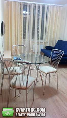 Rent out 2-room apartment. Киев, Драгоманова — photo 7