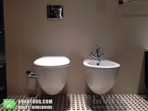 Sell 2-room apartment. Киев, Щорса — photo 1