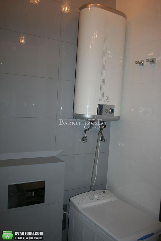 Rent out 1-room apartment. Киев,  Петрицкого — photo 5