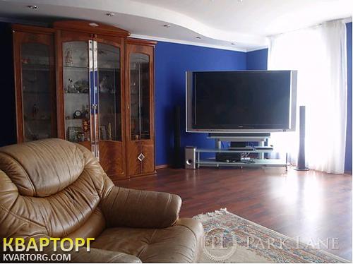 Rent out house. Киев,  Русановские сады — photo 1