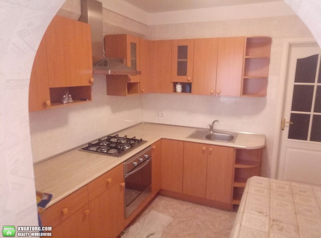 Rent out 1-room apartment. Киев,  Западынская — photo 3