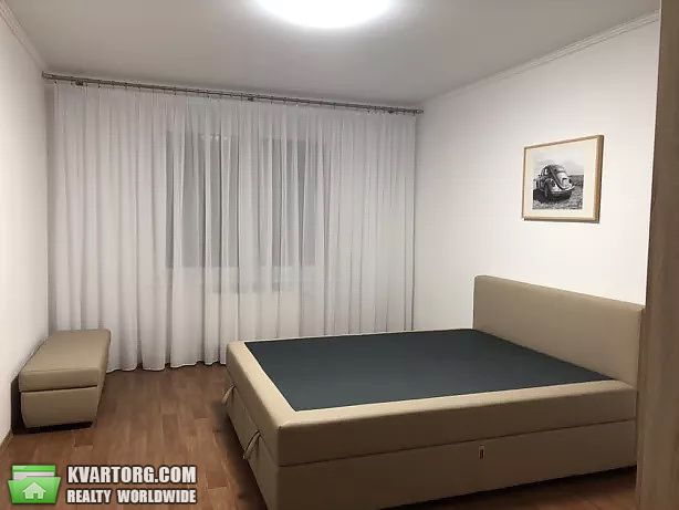 Rent out 2-room apartment. Киев,  Гмыри — photo 3