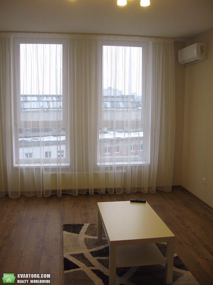 Rent out 2-room apartment. Киев,  Победы пр — photo 3