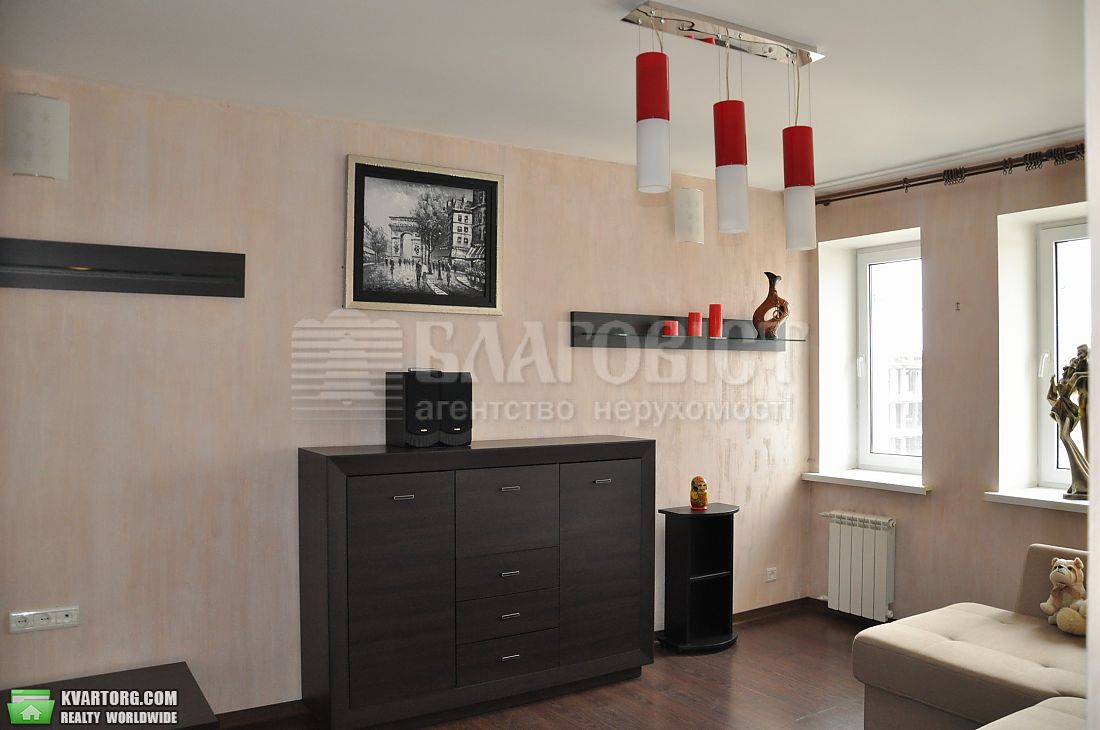 Rent out 2-room apartment. Киев,  Межигорская — photo 8