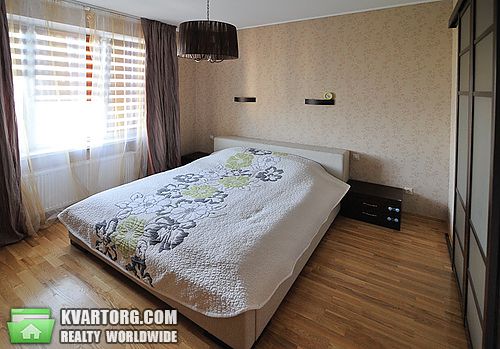 Rent out 3-room apartment. Киев, ул. Степана Руданского — photo 1