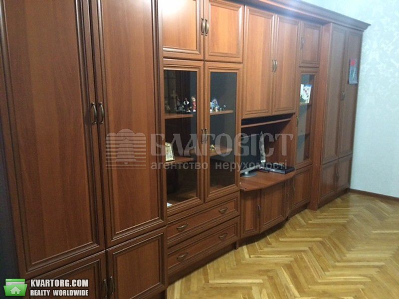 Rent out 2-room apartment. Киев,  Белорусская — photo 2