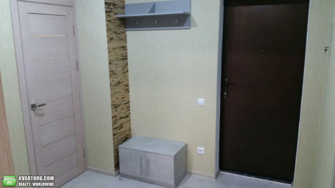 Rent out 1-room apartment. Киев,  Ясиноватский пер — photo 6