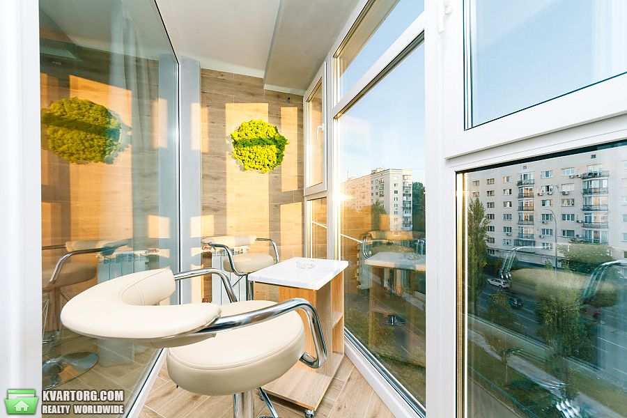 Sell 3-room apartment. Киев,  Леси Украинки бул — photo 9