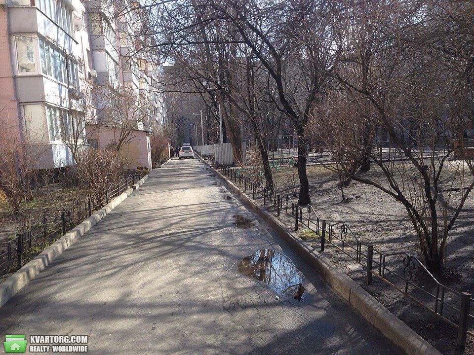 Sell 2-room apartment. Киев,  Щорса пер — photo 2