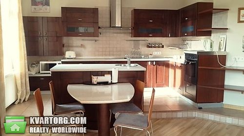 Rent out 5-room apartment. Киев,  Старонаводницкая — photo 1