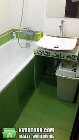 Rent out 2-room apartment. Киев,  Донца — photo 1