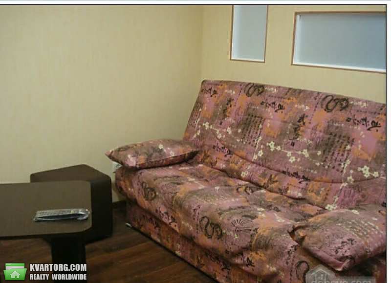 Rent out 2-room apartment. Харьков, Героев труда — photo 1
