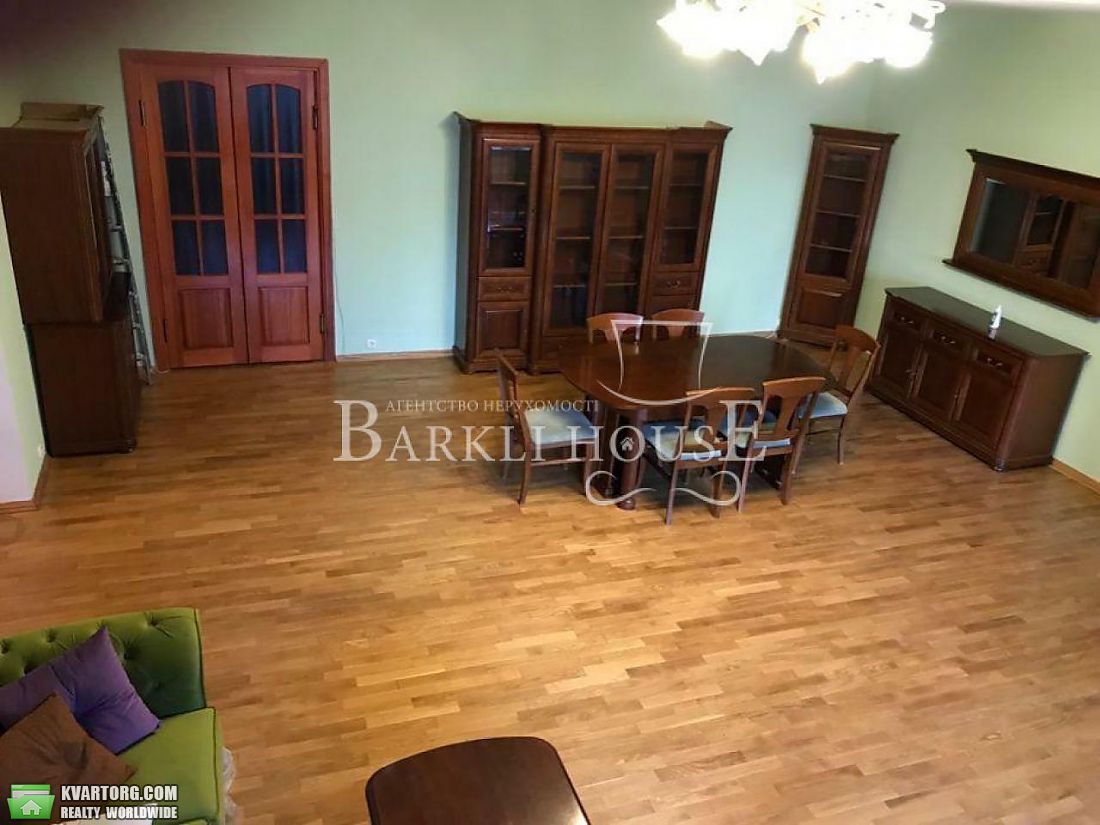 Rent out 3-room apartment. Киев,  Павловская — photo 3