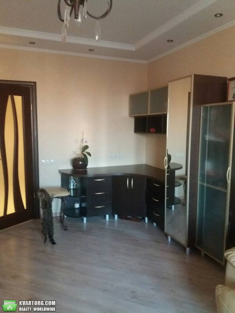 Rent out 1-room apartment. Киев,  Голосеевская — photo 2