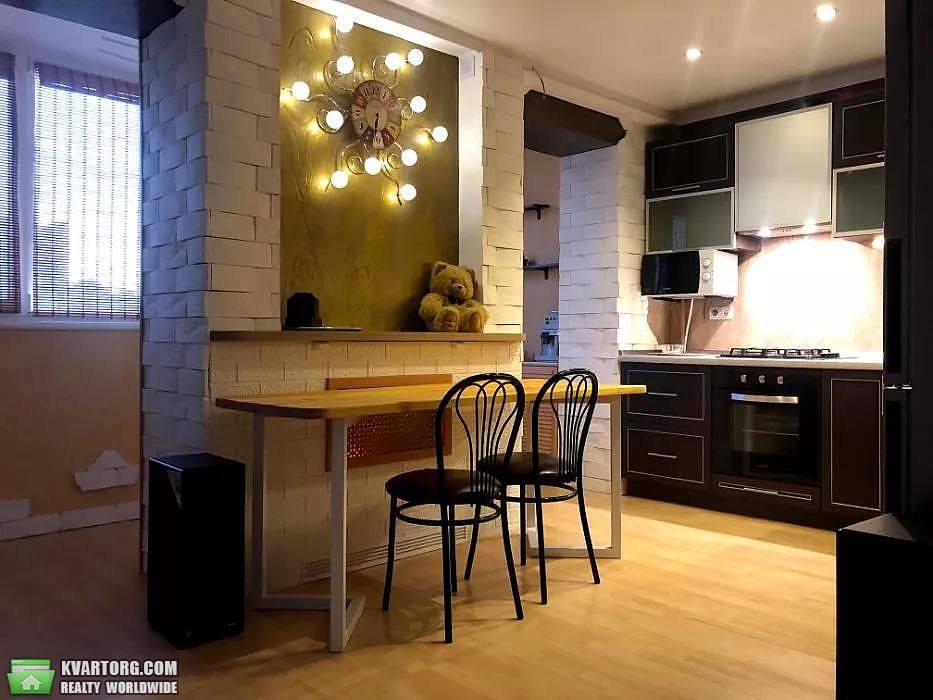 Rent out 1-room apartment. Киев,  Милославская — photo 2
