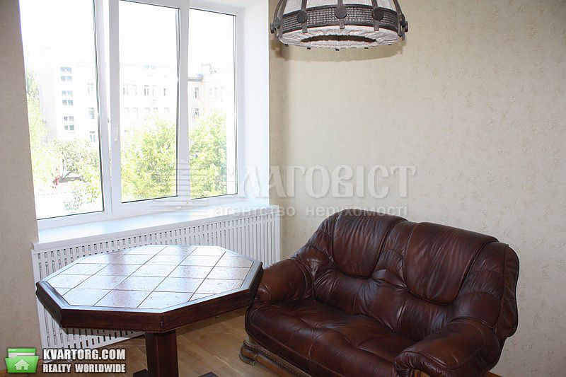 Rent out 2-room apartment. Киев,  Липская — photo 9