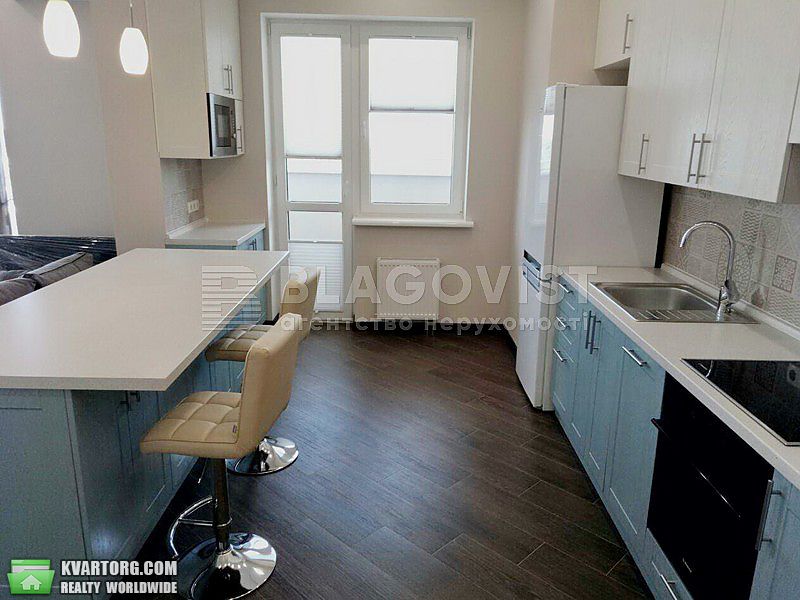 Rent out 1-room apartment. Киев,  Драгоманова — photo 2