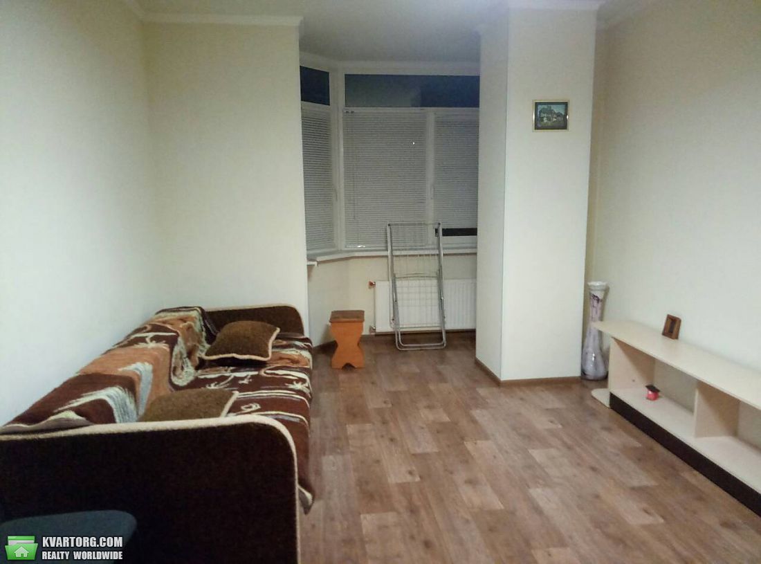 Rent out 1-room apartment. Одесса, Разумовская — photo 1