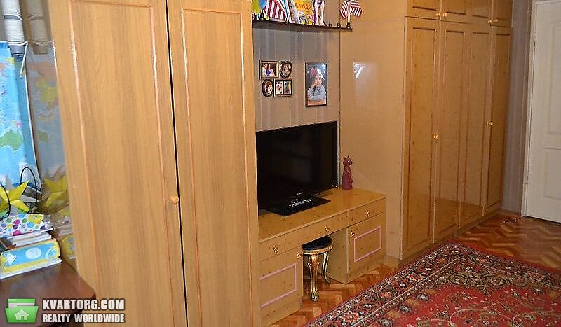 Sell 2-room apartment. Киев,  Космическая — photo 3