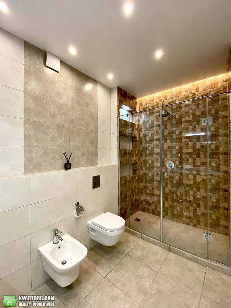 Rent out 2-room apartment. Киев, Малевича — photo 8