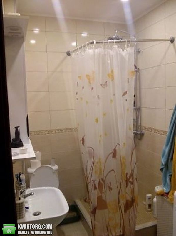 Sell 1-room apartment. Киев,  Олевская — photo 8