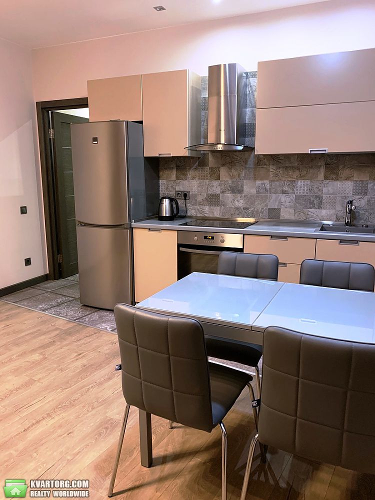 Rent out 1-room apartment. Киев,  Мельникова — photo 4