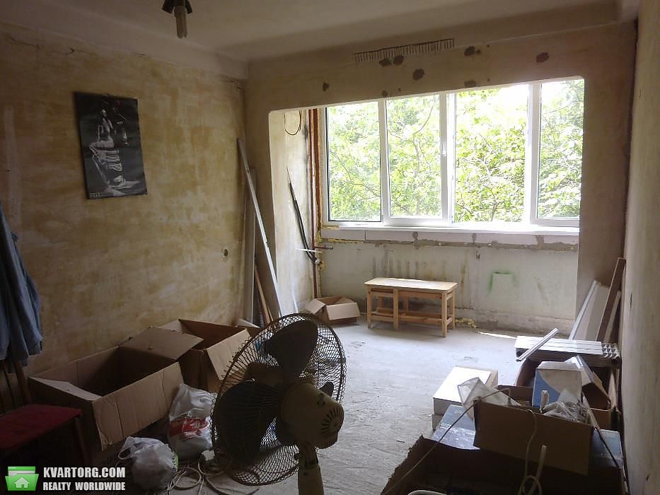 Sell 2-room apartment. Киев,  Метрологическая — photo 1