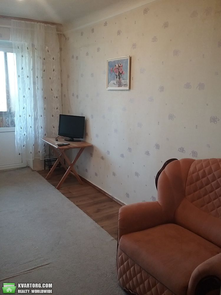 Rent out 2-room apartment. Киев,  Науки пр — photo 3