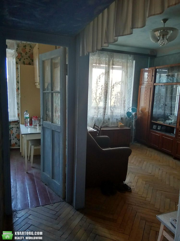Sell 1-room apartment. Киев,  Автозаводская — photo 2