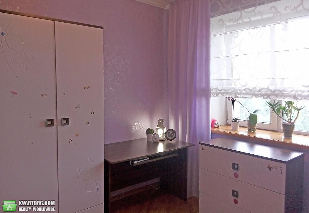 Sell 3-room apartment. Киев,  Конева — photo 1
